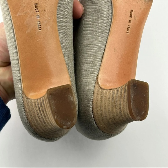 Salvatore Ferragamo Italian Made Heels Pumps Shoes 9 AA Extra Narrow See Photos - Picture 8 of 9